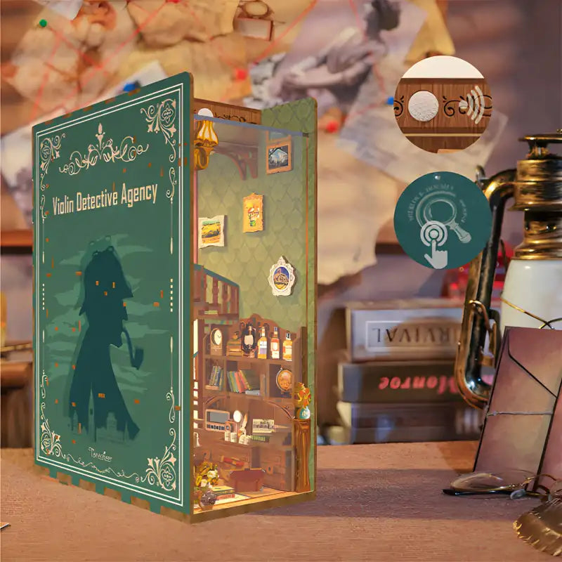 Coin livres bricolé sur le thème de l’agence de détectives et de l’éclairage intérieur.