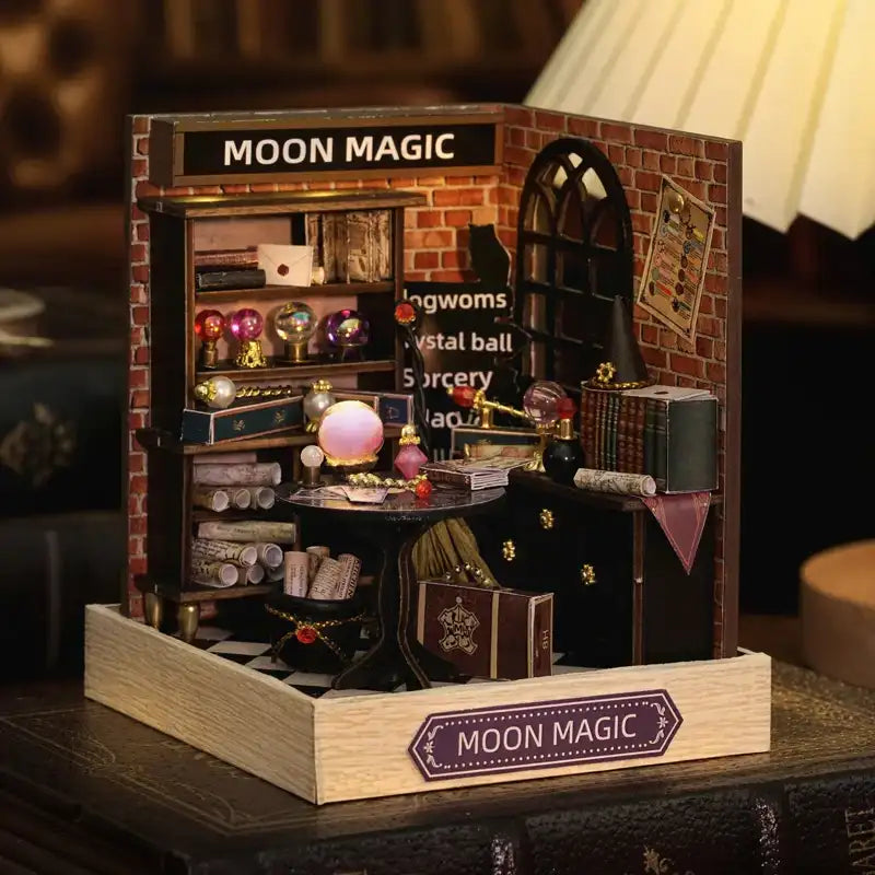 Diorama miniature de la boutique ’Moon Magic