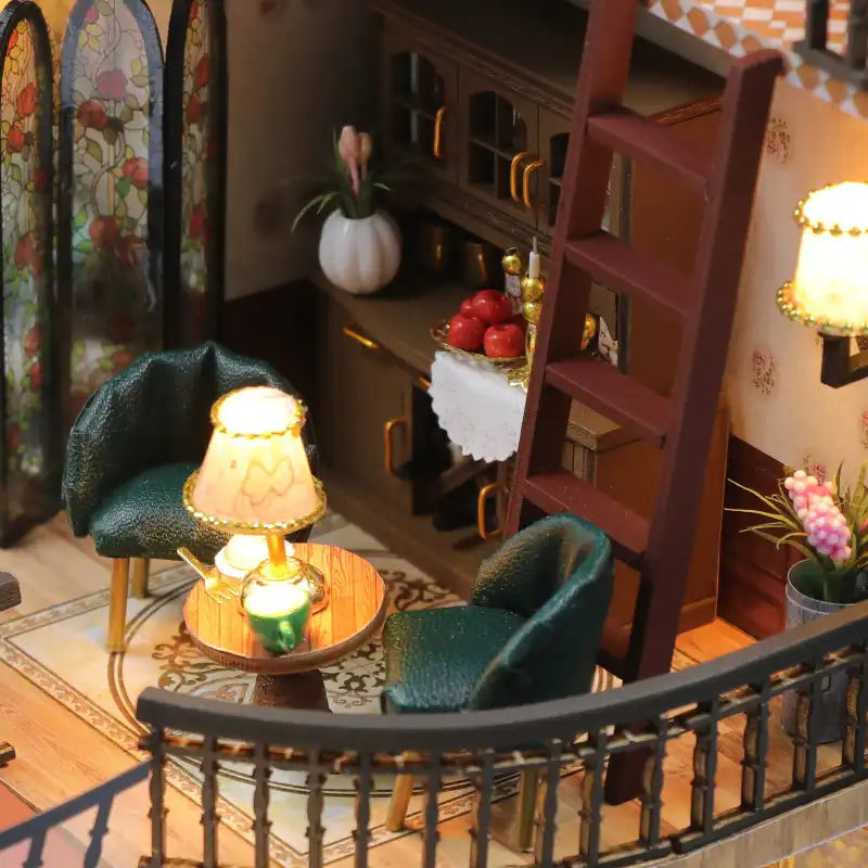 Intérieur d’une maison de poupée miniature avec meubles