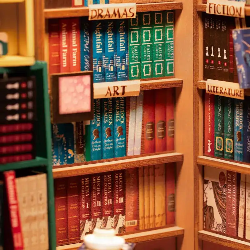 Book Nook Shakespeare