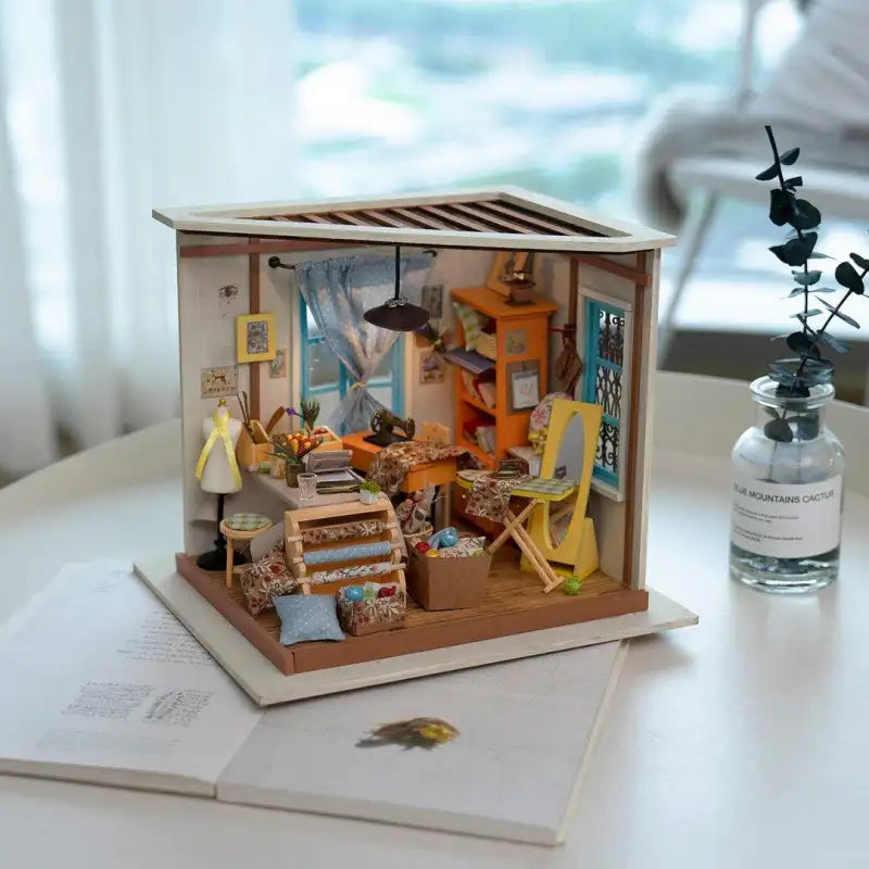 Maison Miniature Lisa's Tailor Room
