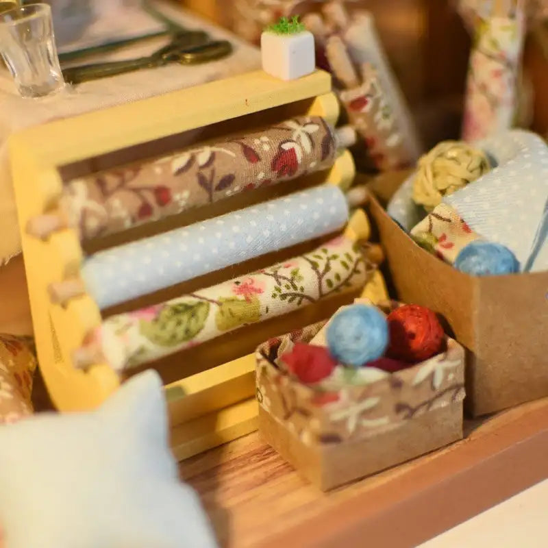 Maison Miniature Lisa's Tailor Room
