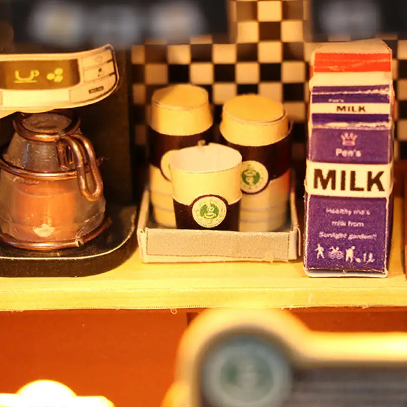 Maison Miniature Pause Café